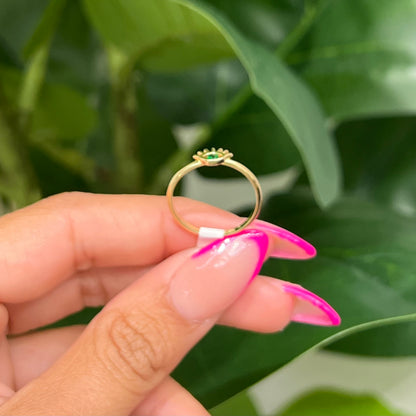 495- NEW 14K Lashes Green Cz Stone Ring W.G