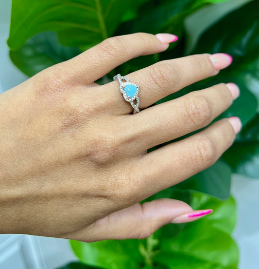 S764- NEW .925 Heart Larimar Women's Ring W.G