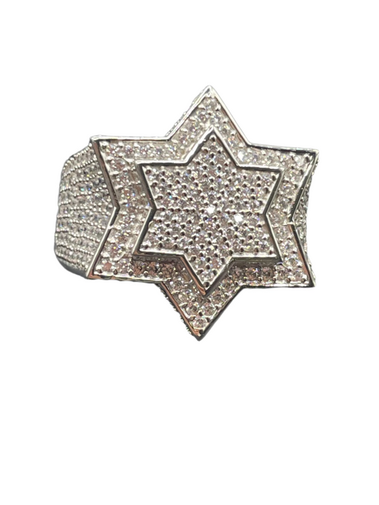 S396- 925 Sterling Silver Star CZ Ring Sz 11