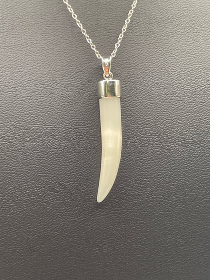 S440- Silver 925 Tooth Pendant Necklace 18”