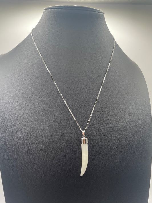 S440- Silver 925 Tooth Pendant Necklace 18”