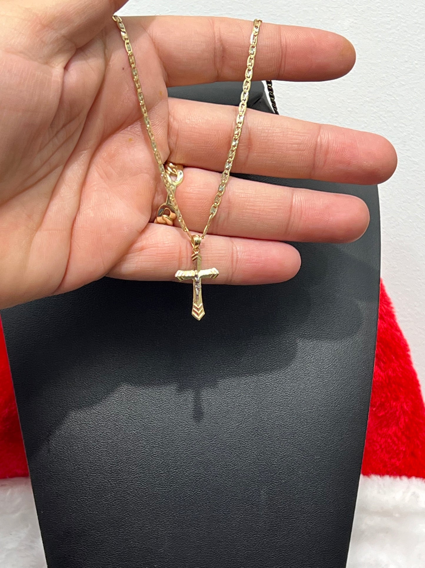 **C3- NEW 14K Valentino Chain & Crucifix Pendant SET