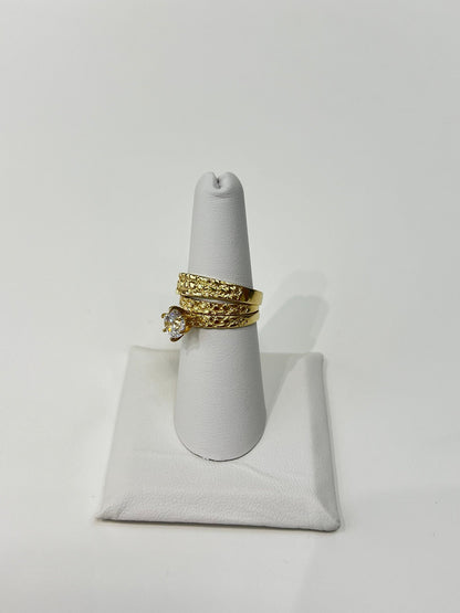 1373- NEW 10K Nugget Style Wedding Rings Trio W.G