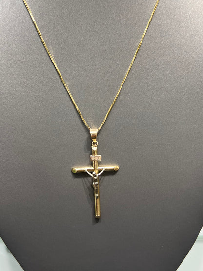 1135-14K Hollow Crucifix Pendant W.G