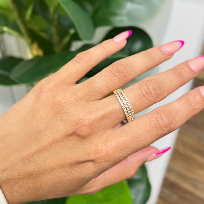 291- NEW 14K Gold Band Zirconia Ring W.G