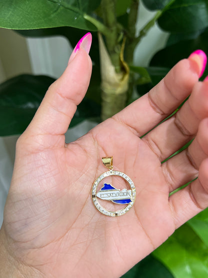 988- 14K El Salvador Flag Round Pendant (W.G)