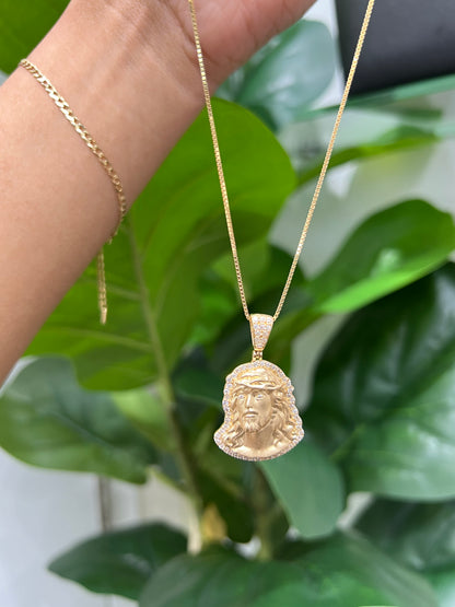 917- NEW 14K Jesus Face Pendant W.G