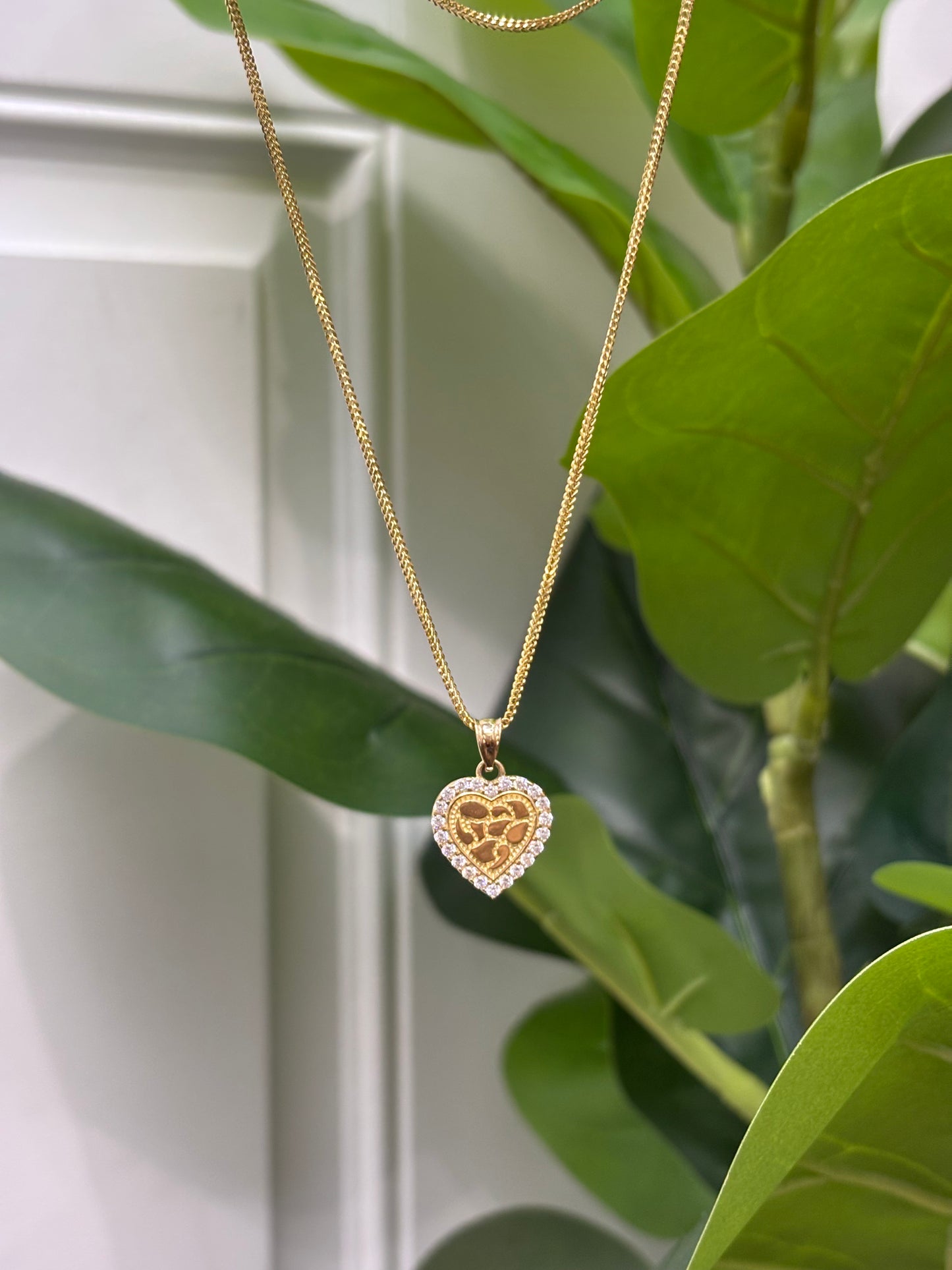 1054-NEW 14K Heart Shape Nugget Pendant W.G
