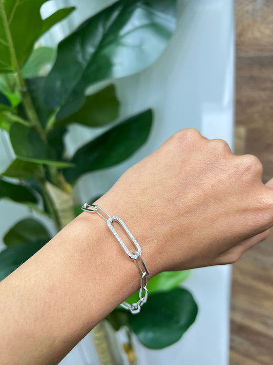 S391- 925 Sterling Silver Paperclip CZ Chain Bracelet 7” W.G