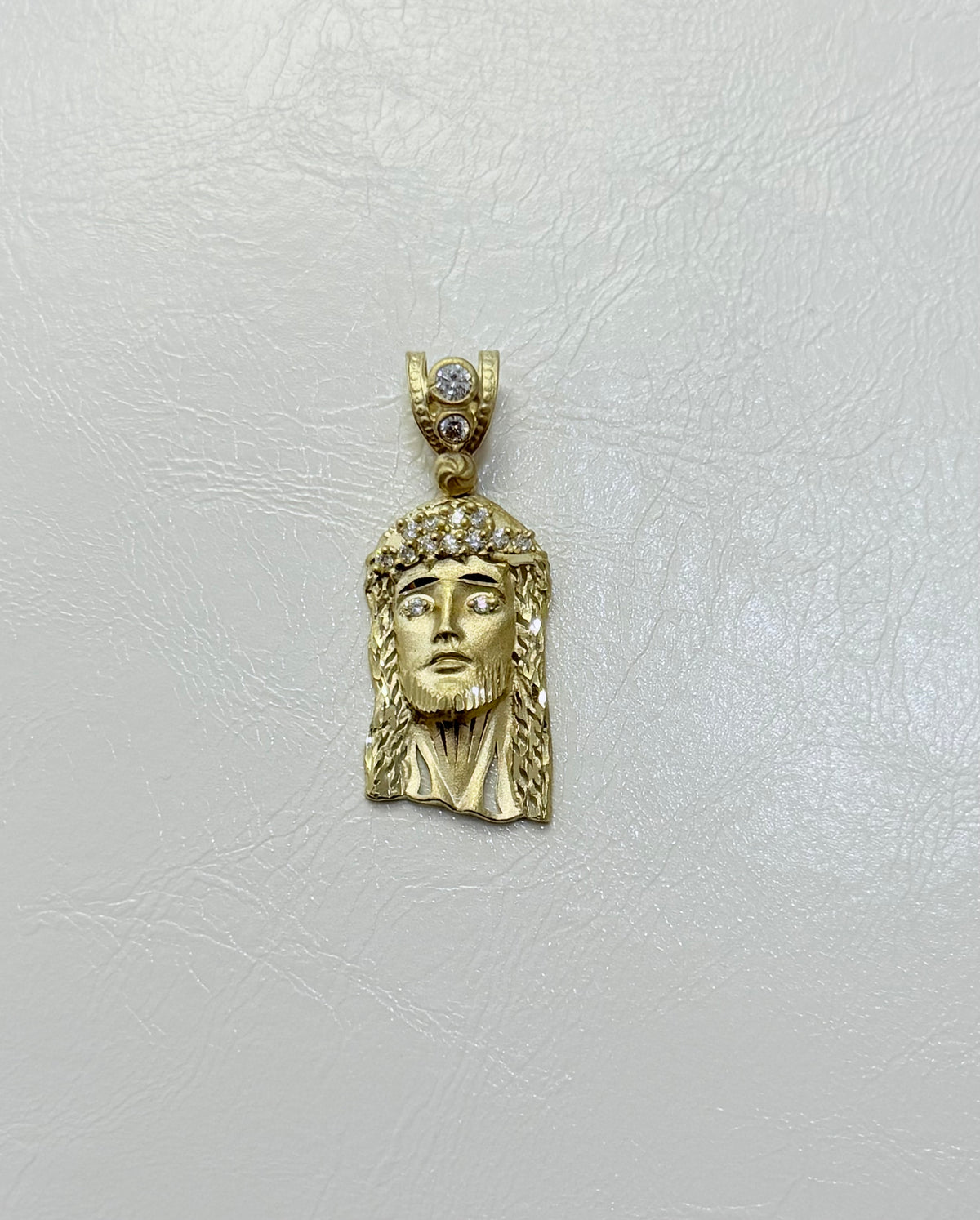 1841- NEW 10K Gold Jesus 3D Face Pendant W.G
