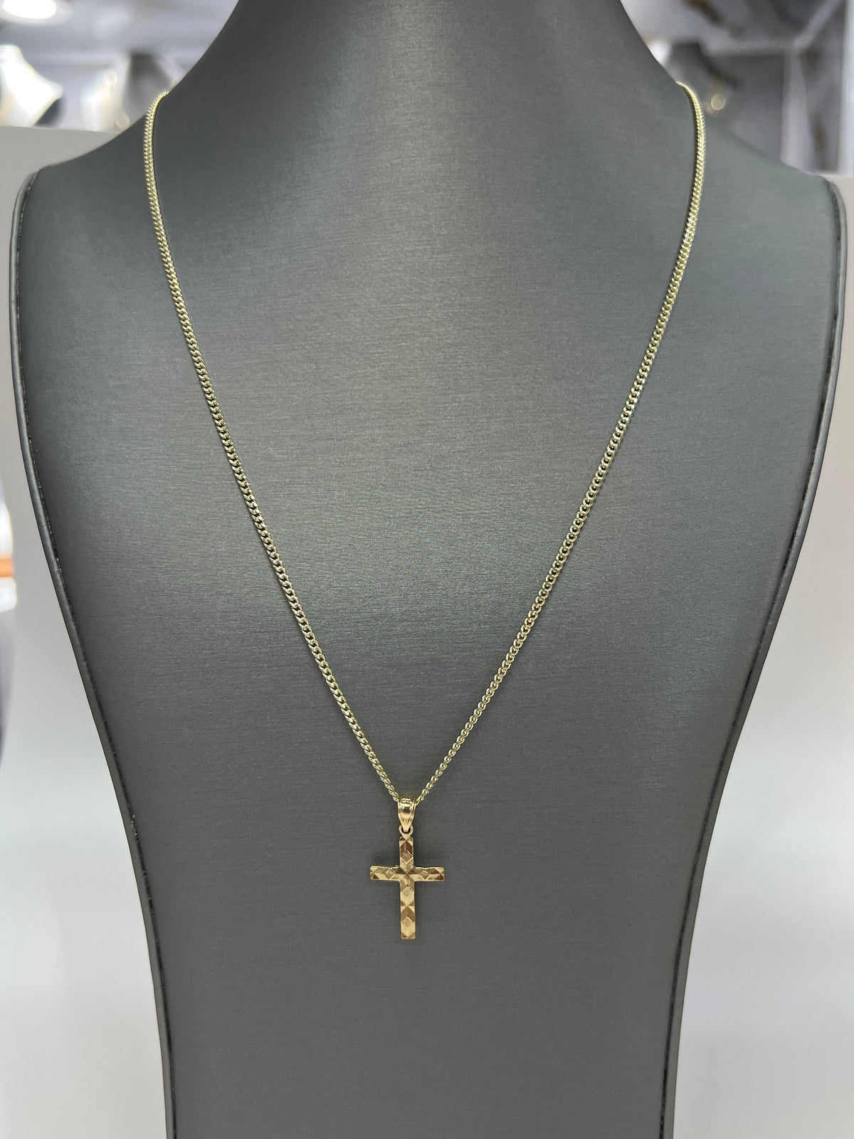 C83- SET 10K Hollow Miami Cuban Chain 18” (2.2mm) & 10K Nugget Cross Pendant W.G