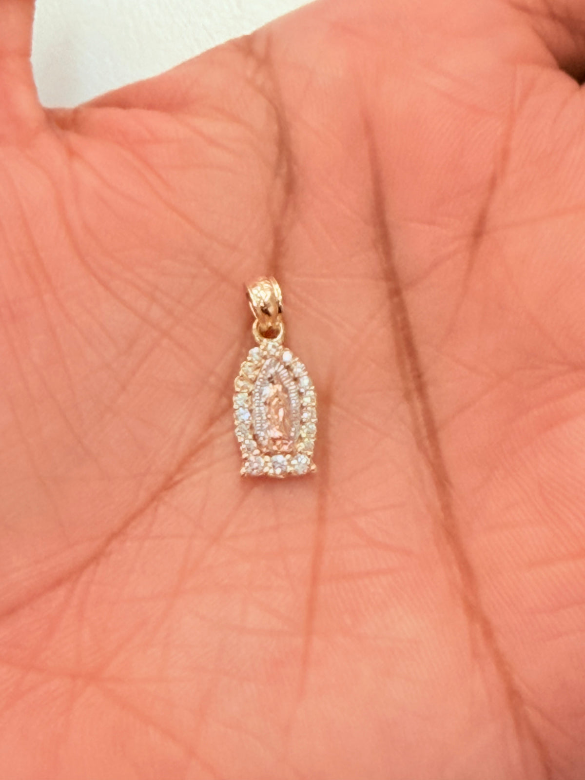 1854- NEW 14K Virgin Mary Small Pendant W.G