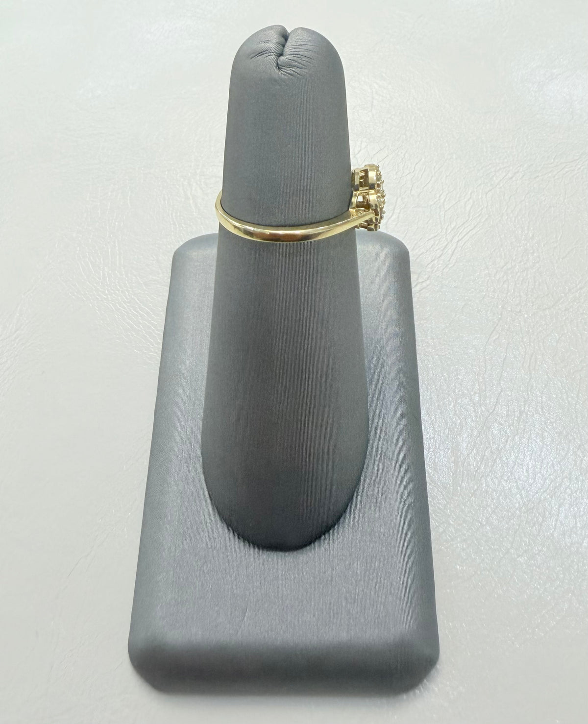 1845- NEW 10K Lucky Trebol Women's Ring W.G