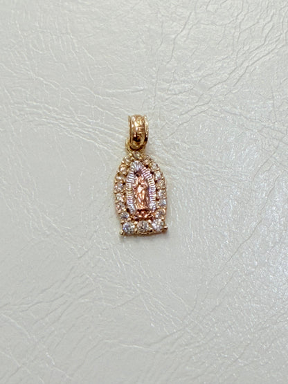 1854- NEW 14K Virgin Mary Small Pendant W.G