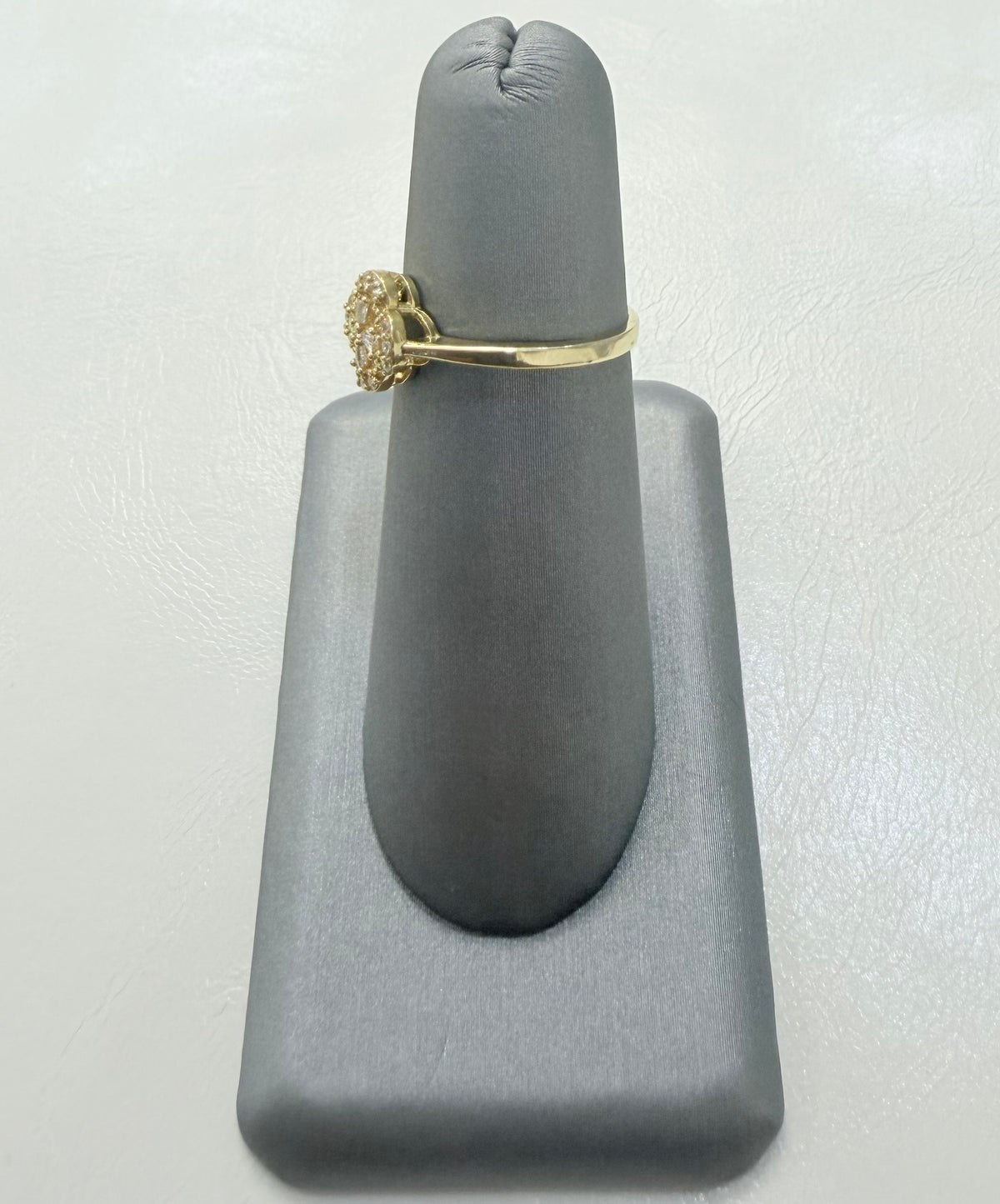 1845- NEW 10K Lucky Trebol Women's Ring W.G