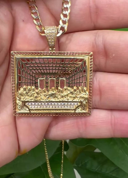 1217-NEW 14K The Last Supper Gold Square Pendant W.G